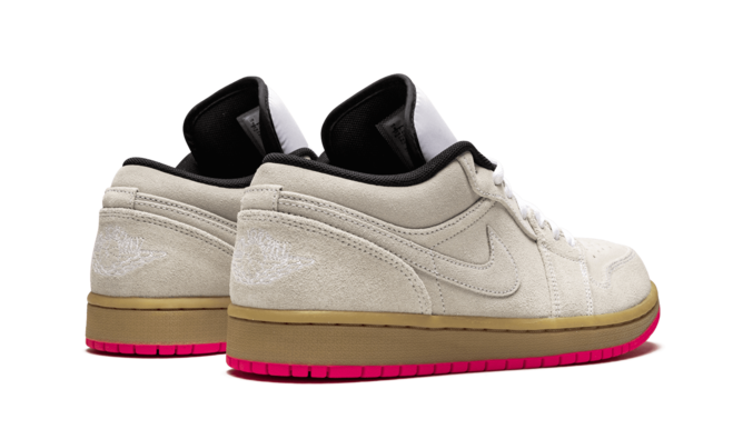 Air Jordan 1 Low - Hyper Pink WHITE/WHITE-GUM YELLOW