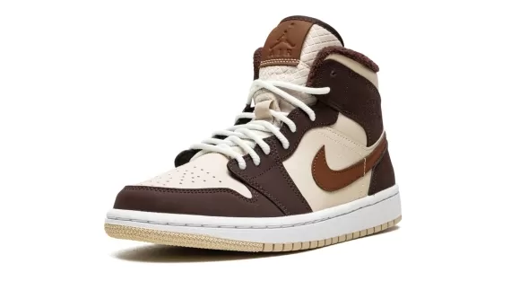 Air Jordan 1 Mid SE - Brown Basalt Fleece