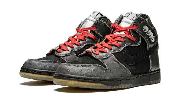 SB Dunk High Premium - MF Doom