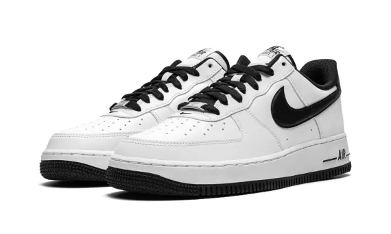 Air Force 1 '07 - White / Black