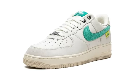 Air Force 1 '07 LV8 Test of Time - Sail / Green Noise