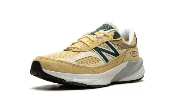 990 - Pale Yellow/Forest Green