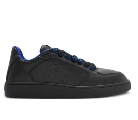 Stock Leather Black sneakers